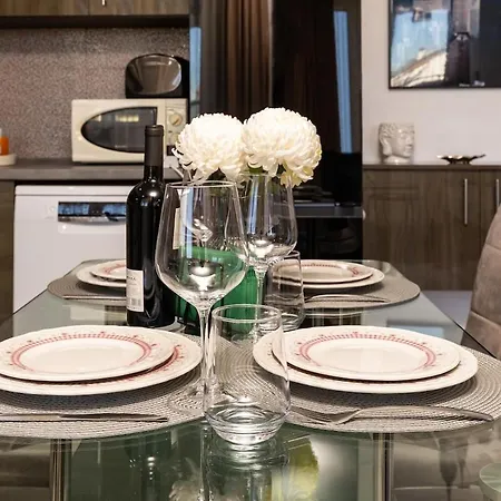 Square Slivnitsa 2br 5 Minutes From Center شقة بلوفديف