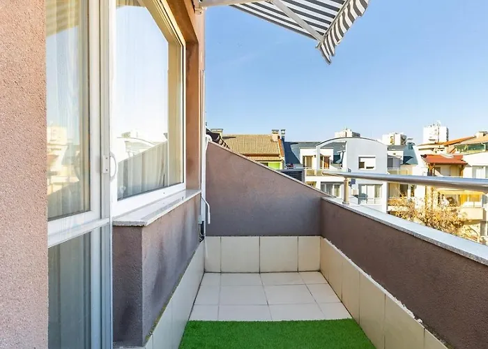 Lejlighed Square Slivnitsa 2br 5 Minutes From Center *